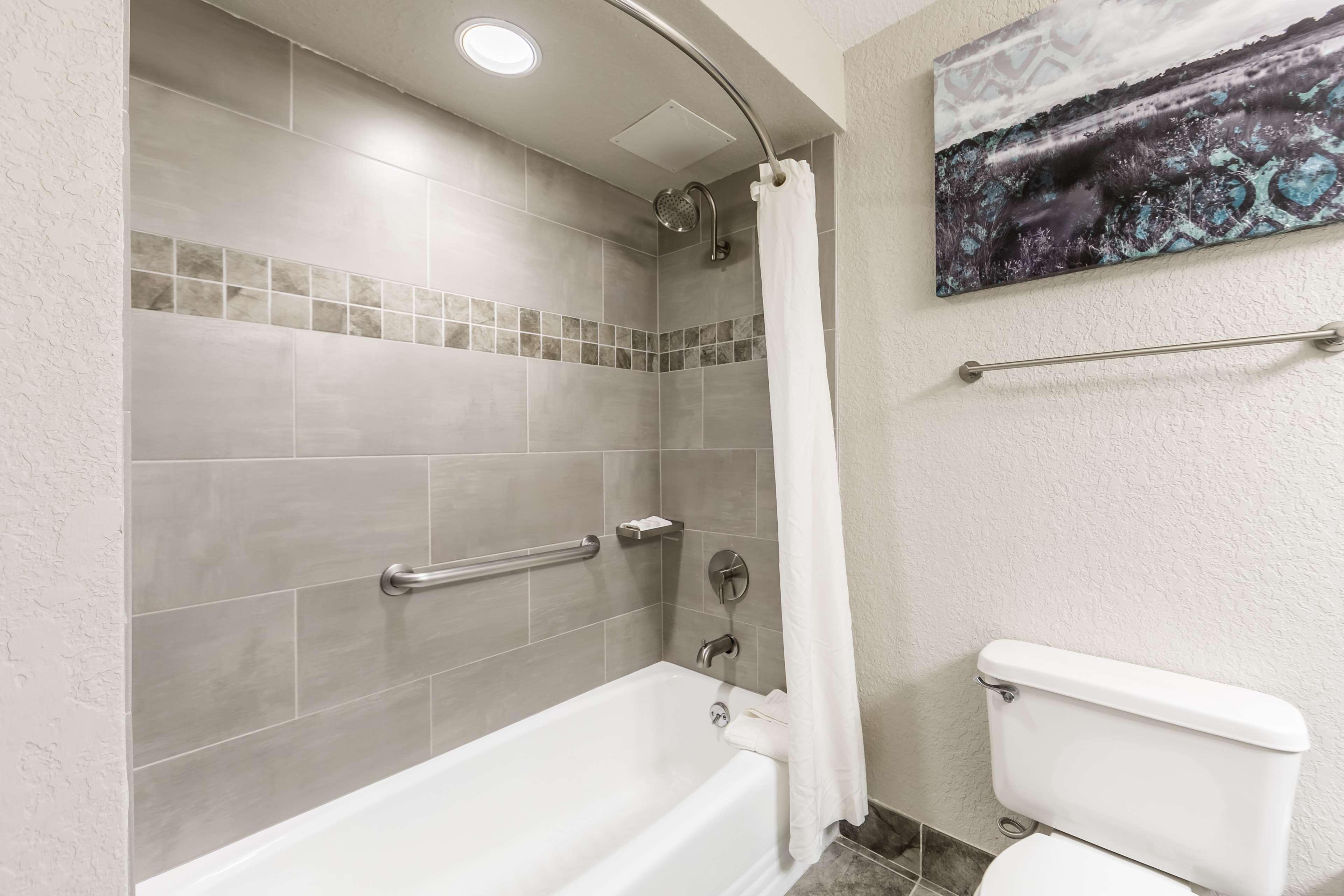 Best Western Plus Sebastian Hotel & Suites Exterior photo